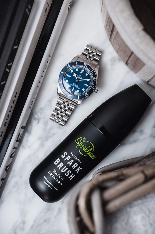 Sparkbrush Soft-Bristle Gentle en todos los metales, joyas y relojes